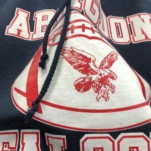 Meet your Posher, Clay